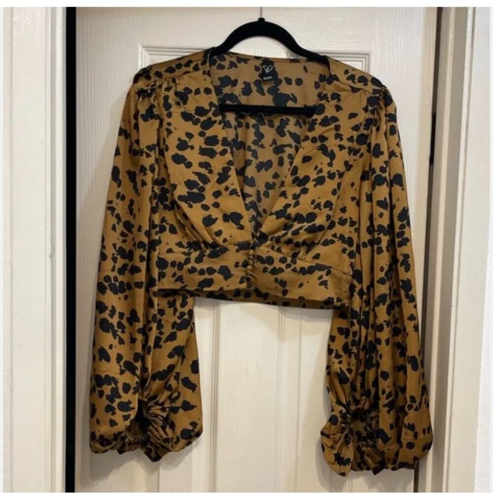 Windsor Sz S Beautiful Animal Leopard Print V-Neck Blouse w Big Poofy Sleeves
